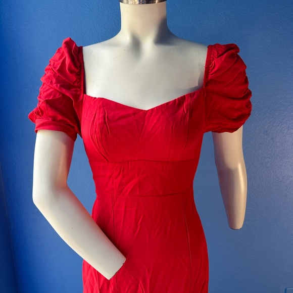 Rihoas Red puff sleeve solid midi dress, size small NWT - Picture 2 of 9